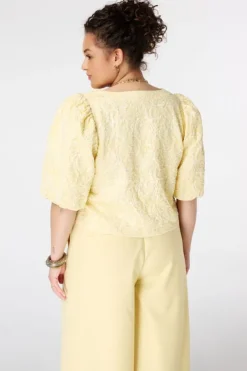 Blouse jacquard à manches bouffantes