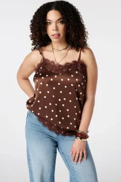 Blouse à pois avec dentelle