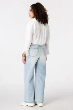 Jeans larges à taille haute