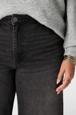 Jeans larges à taille haute