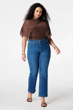 Jean straight leg à taille mi-haute