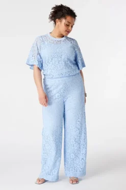 Pantalon en dentelle