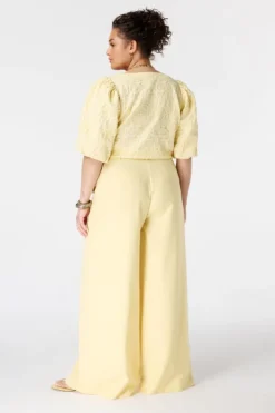 Pantalon wide leg avec coutures décoratives
