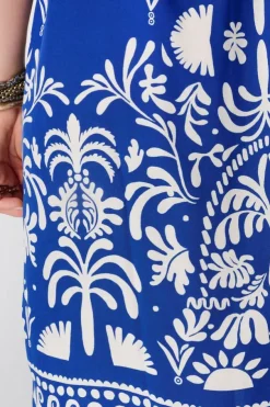 Robe à encolure en V
