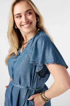 Robe en denim avec ceinture