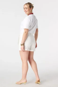 Short en denim avec ceinture
