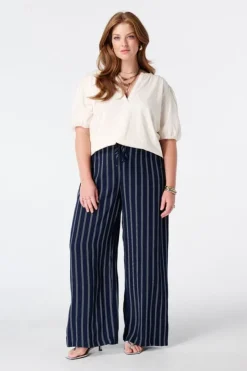 Top avec manches bouffantes