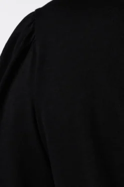 Top avec manches bouffantes