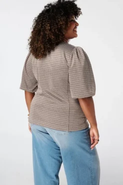 Top à carreaux avec manches bouffantes