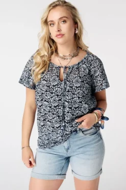 Top en dentelle à imprimé floral