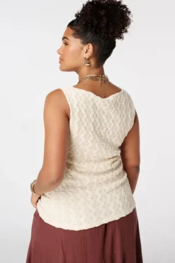 Top en dentelle sans manches