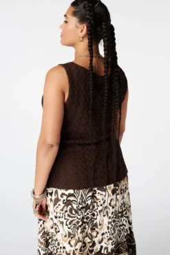 Top en dentelle sans manches