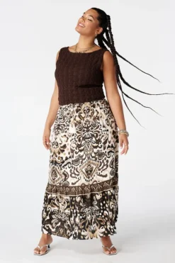 Top en dentelle sans manches