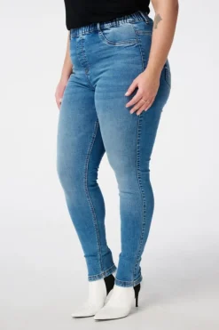 Tregging avec un look denim