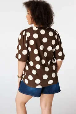 T shirt avec col en V