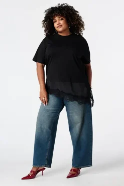 T shirt avec dentelle