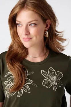 T shirt avec perles
